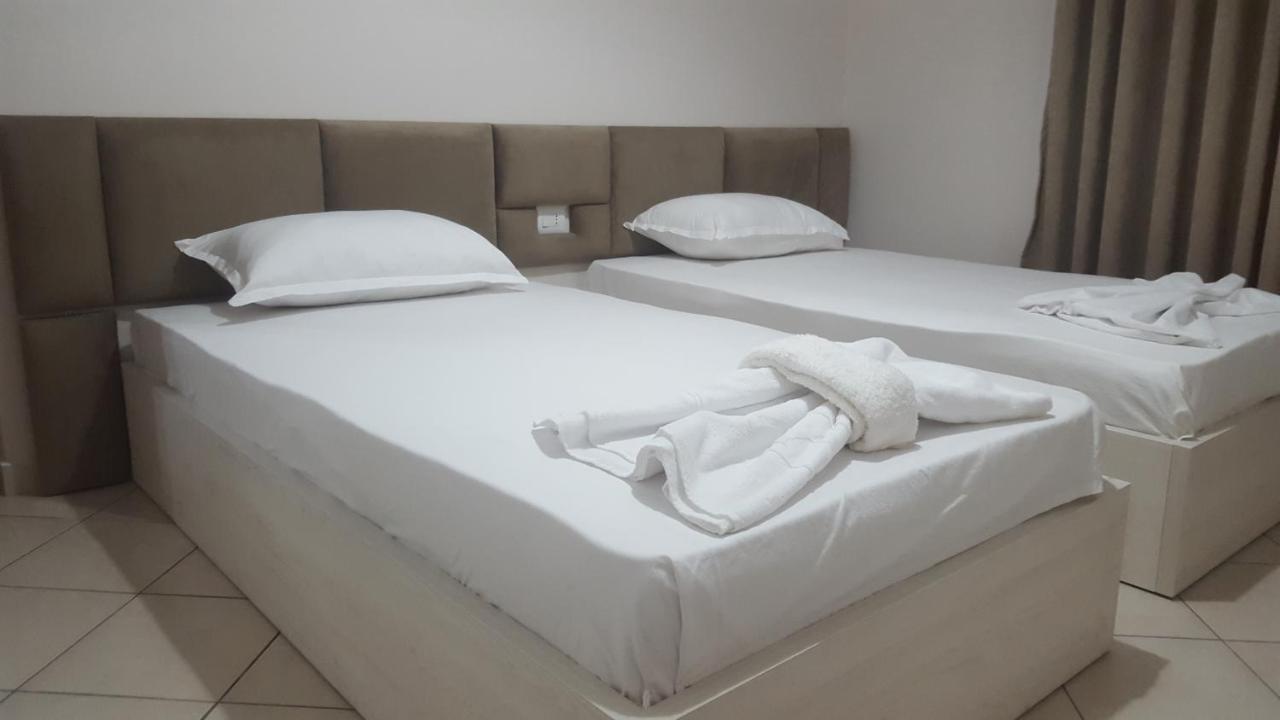 B & D Apartment Saranda Kültér fotó